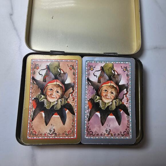 Vintage Enesco Playing Cards in Metal Tin Double Set Jester 4 Joker Genie Cards - Picture 1 of 7